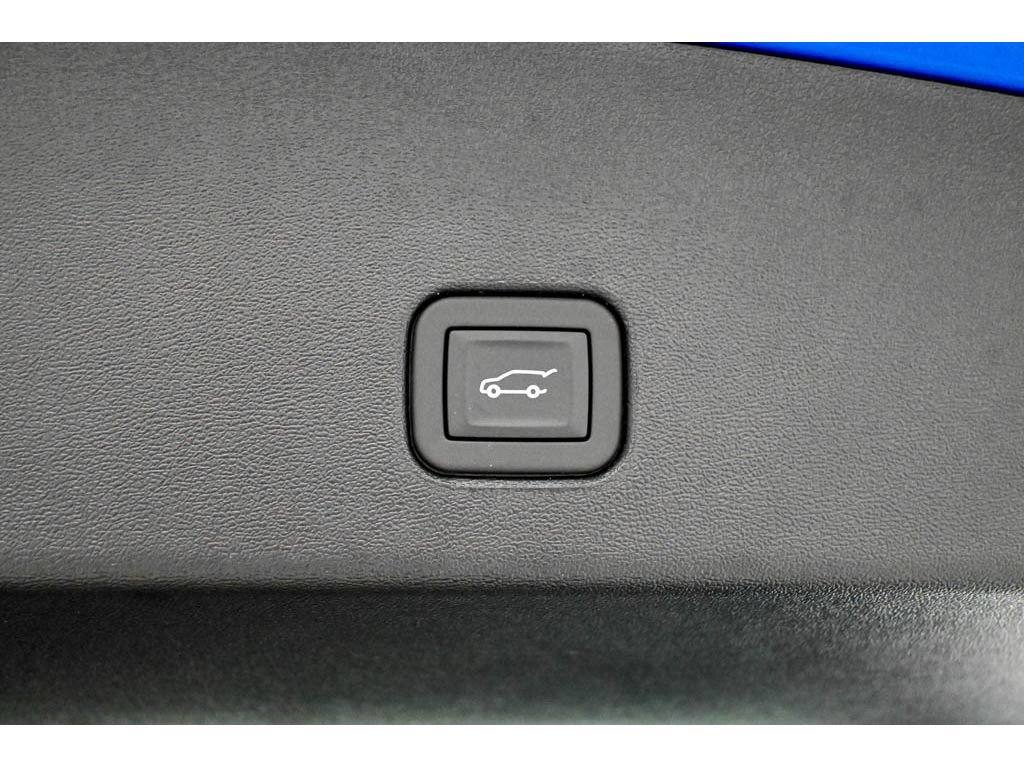 New 2027 Cadillac Optiq Premium Luxury AWD/4WD image 36