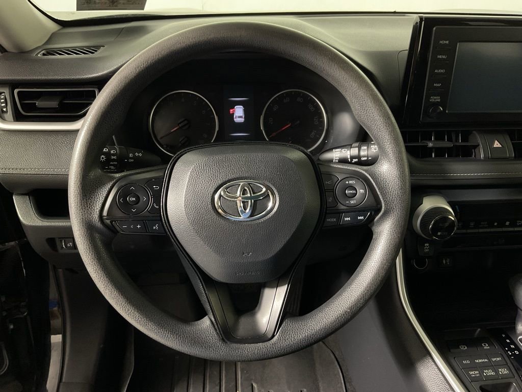 Used 2019 Toyota RAV4 XLE AWD/4WD image 26