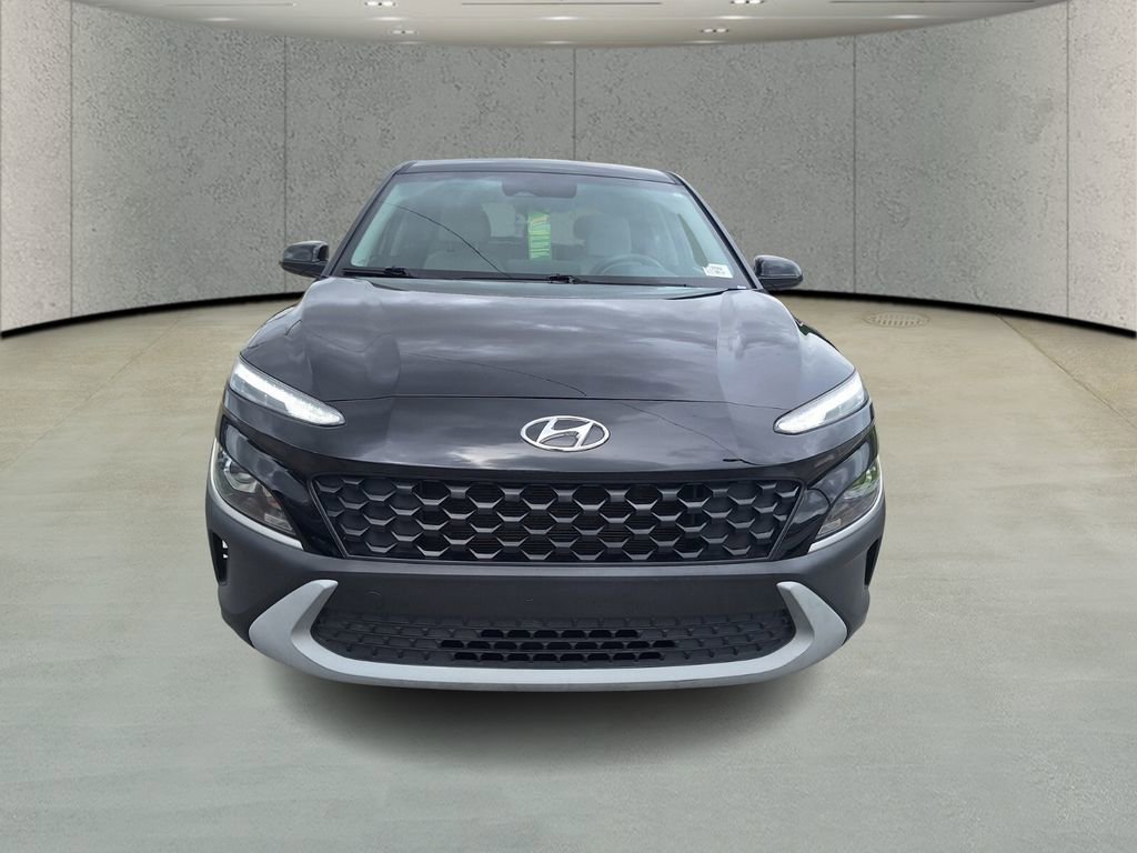 Used 2023 Hyundai Kona SE w/ Cargo Package image 8