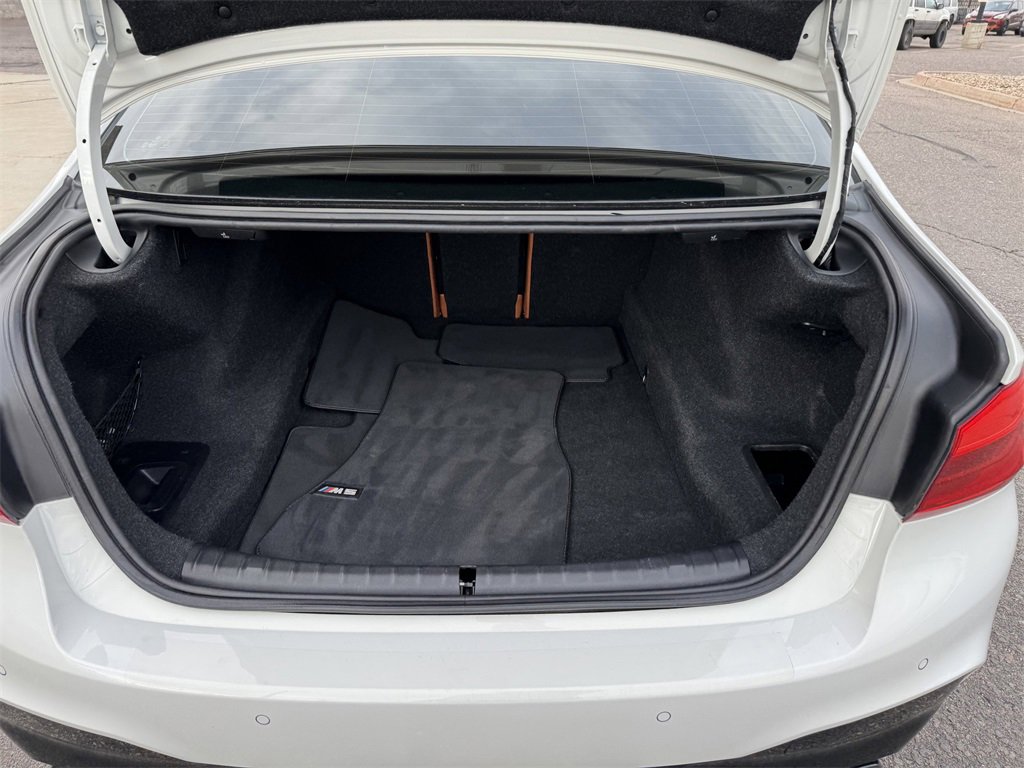 Used 2020 BMW M5 image 10