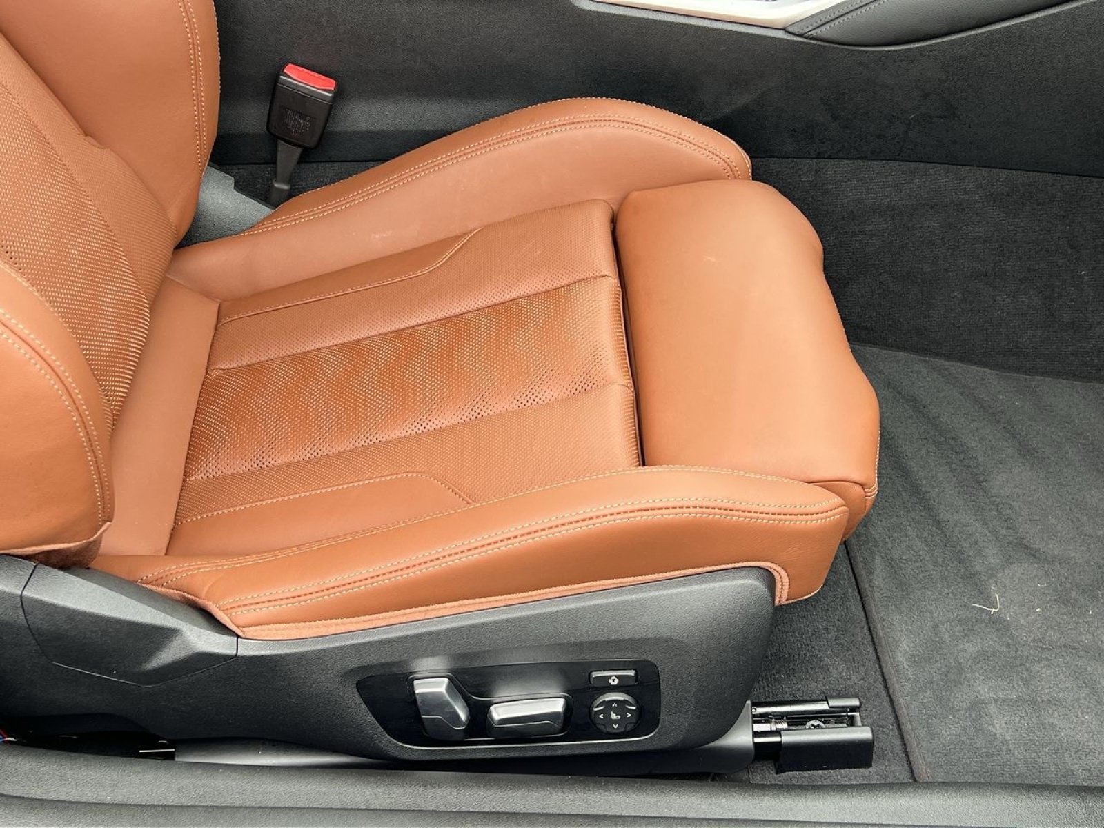 Used 2024 BMW M4 Competition w/ M Driver's Package RWD image 27