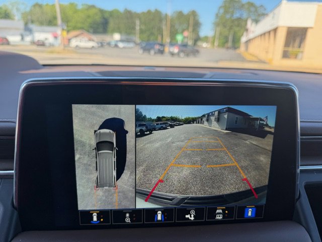 Used 2022 Chevrolet Tahoe High Country RWD image 21