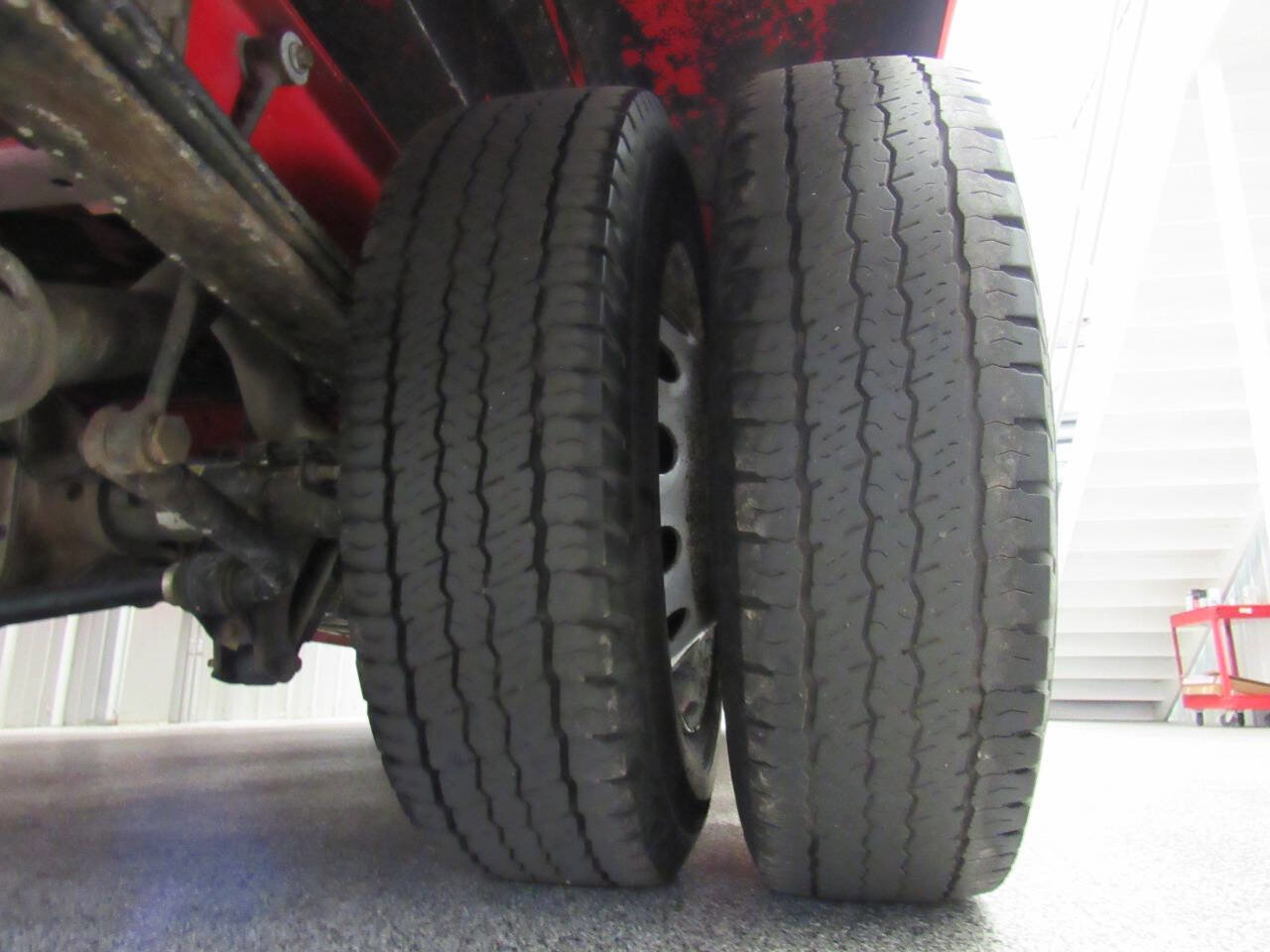 Used 2018 Ford Transit 350 138 DRW w/ Interior Upgrade Package image 38