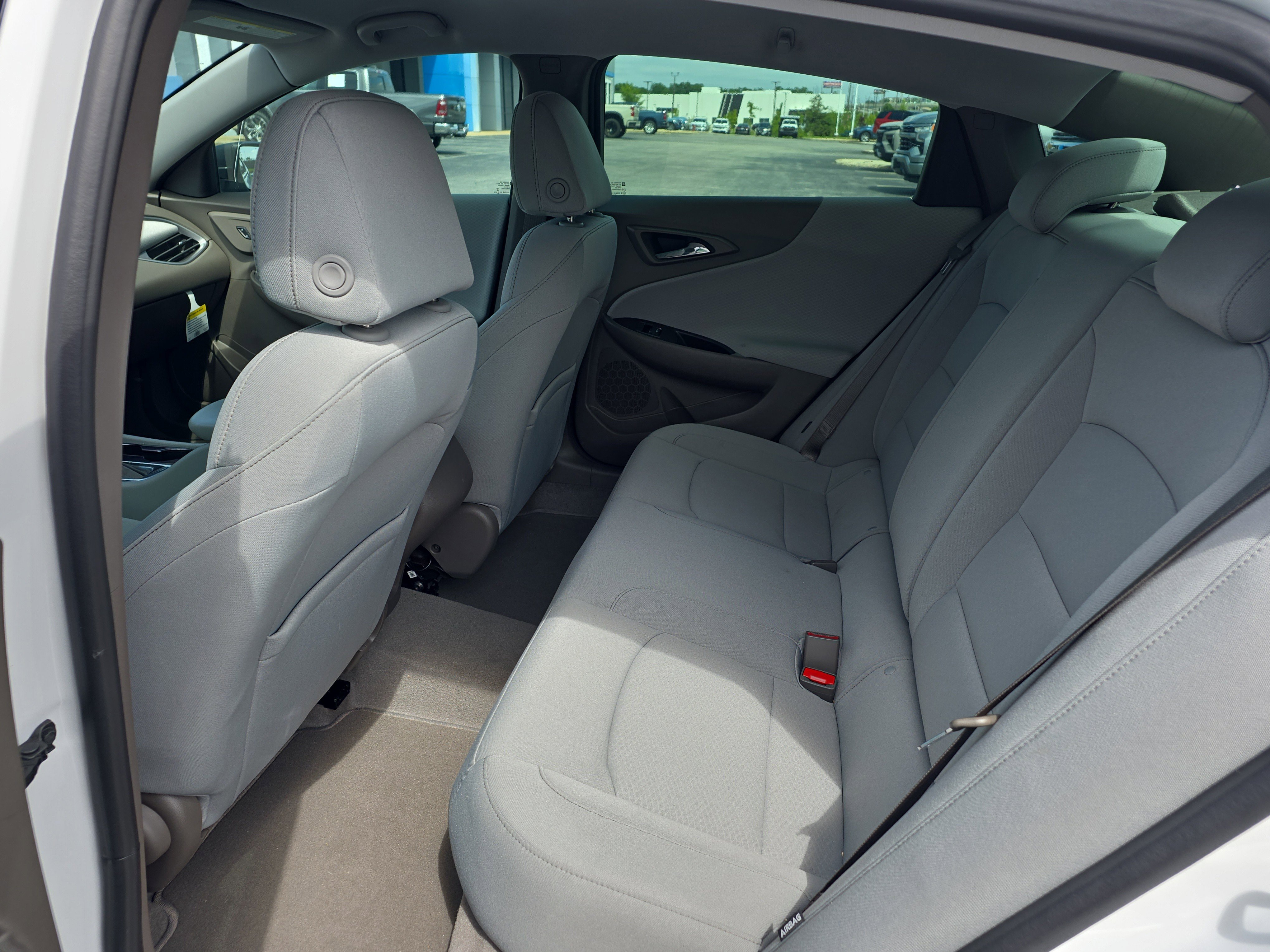 Used 2020 Chevrolet Malibu LS FWD image 12