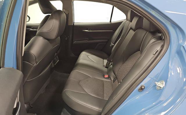 Used 2023 Toyota Camry XSE w/ Cold Weather Package FWD image 10