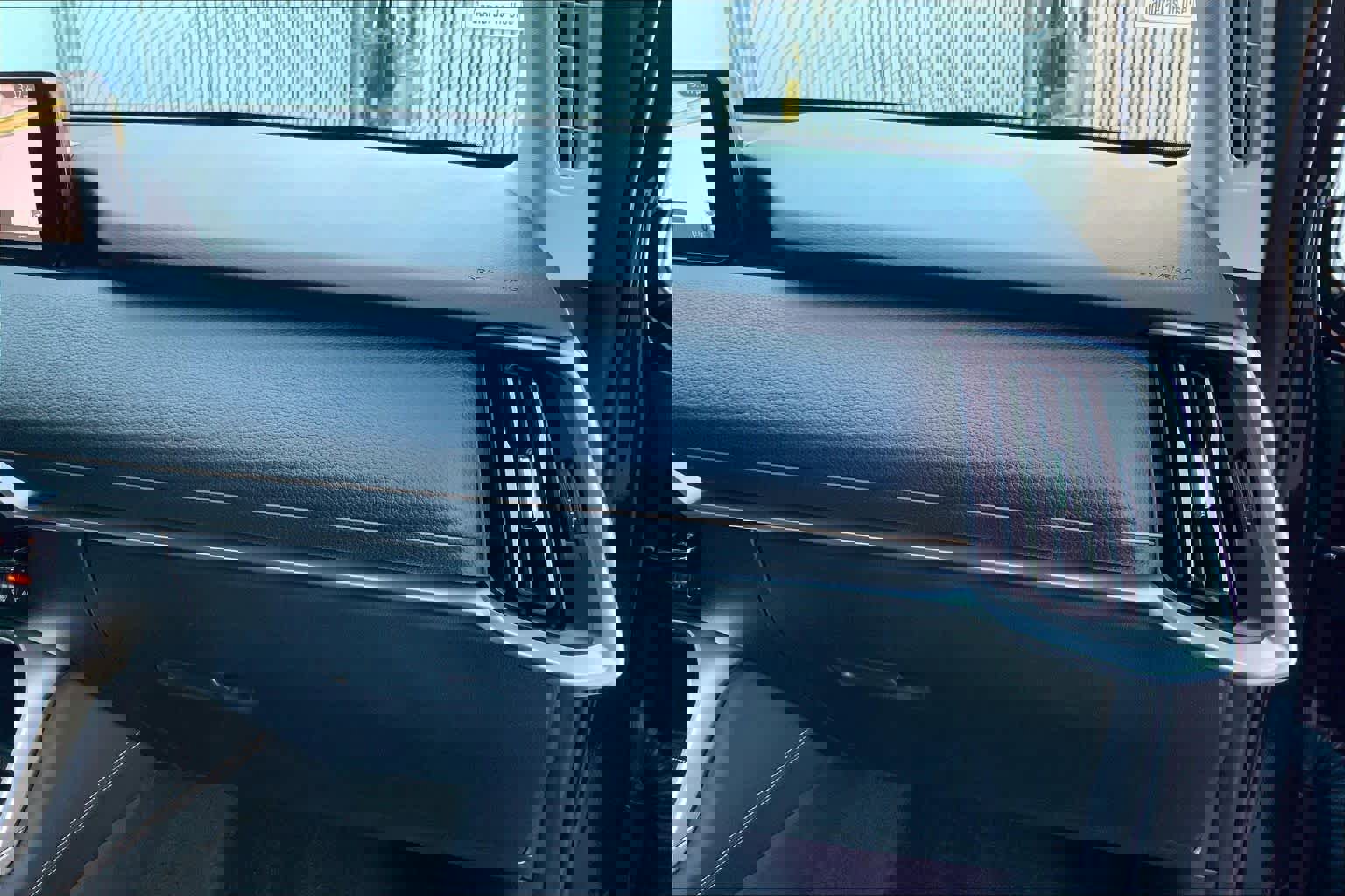 Used 2024 MAZDA CX-90 Plug-In Hybrid w/ Premium Pkg image 19