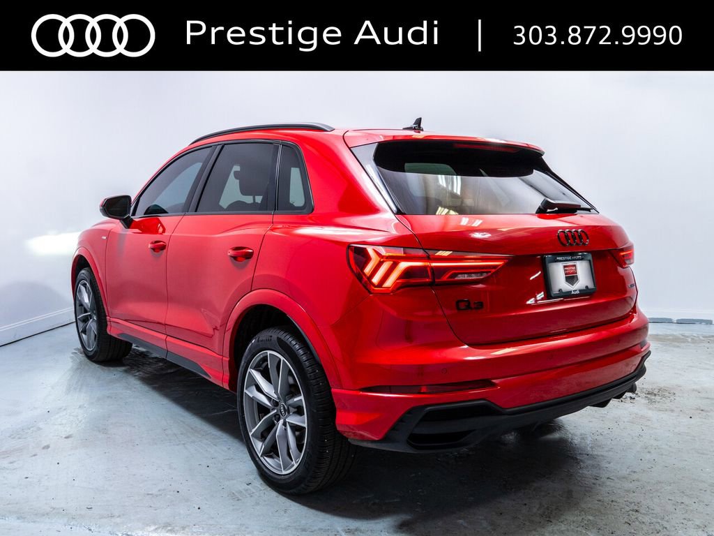 Used 2024 Audi Q3 2.0T Premium Plus w/ Premium Plus Package AWD/4WD image 3