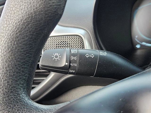 Used 2025 Kia Soul LX w/ LX Technology Package FWD image 26