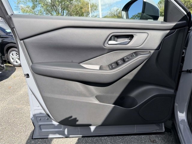 New 2026 Nissan Rogue SV image 14