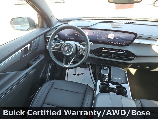 Certified 2025 Buick Enclave Preferred image 32