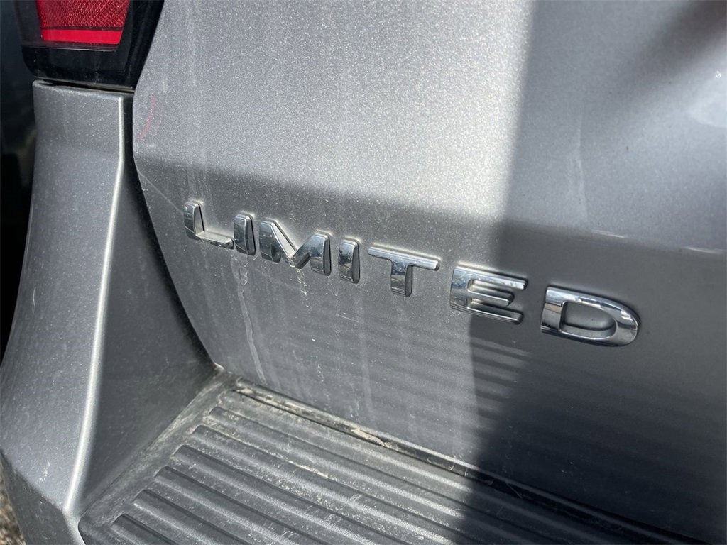 Used 2020 Ford Expedition Limited w/ Equipment Group 302A image 8