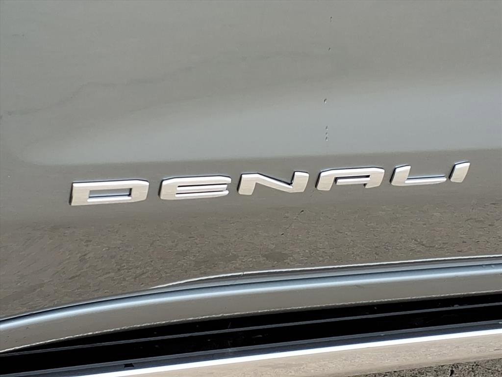 New 2026 GMC Sierra 1500 Denali w/ Denali Reserve Package image 11