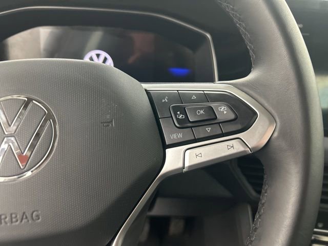 Used 2025 Volkswagen Jetta SE w/ Sunroof Package image 13