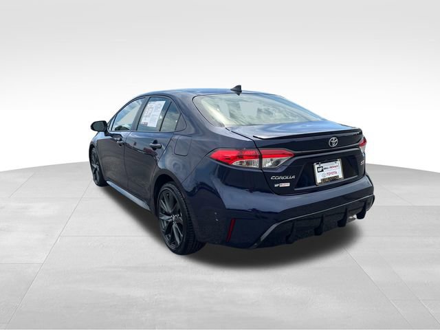 Used 2023 Toyota Corolla SE FWD image 3