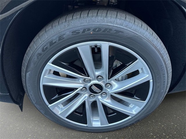 New 2026 Cadillac Vistiq Luxury w/ LPO, Floor Liner Package image 10