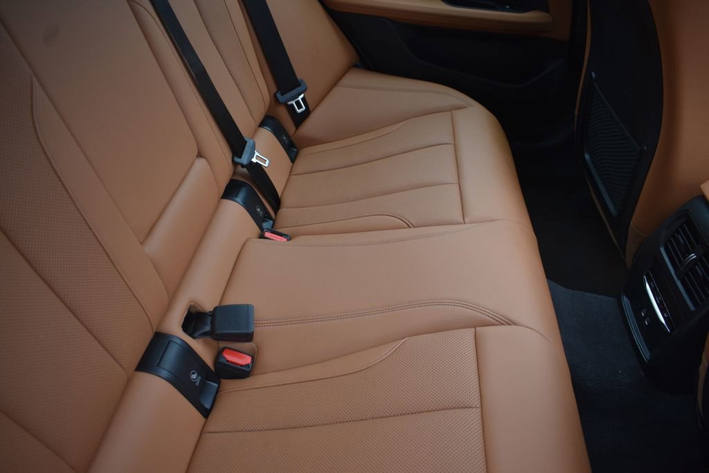 Used 2023 BMW i4 eDrive40 w/ M Sport Package image 30