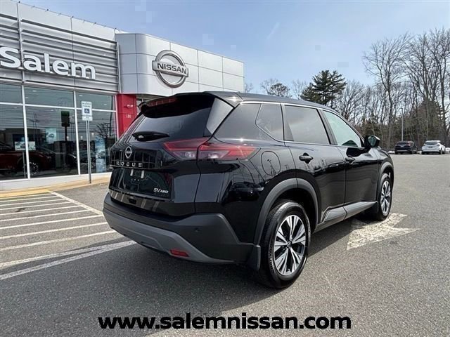 Certified 2023 Nissan Rogue SV image 18
