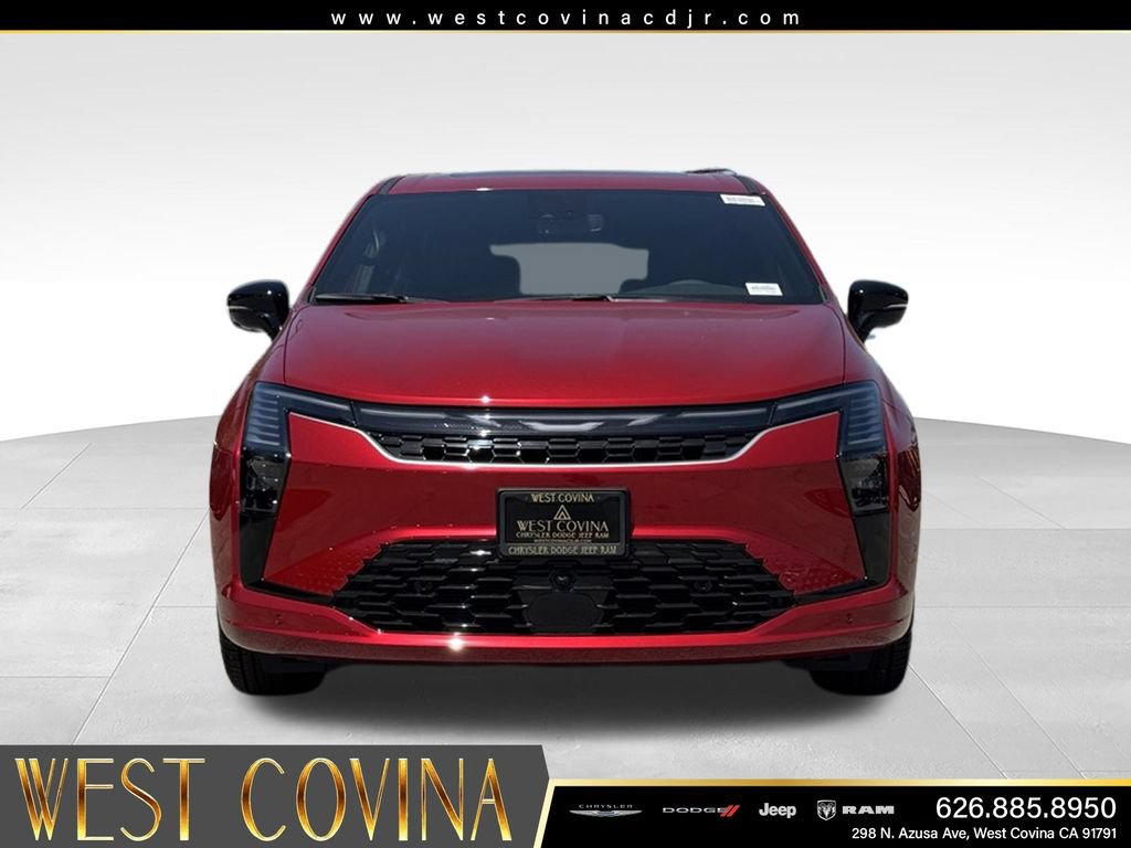 New 2027 Chrysler Pacifica Limited FWD image 3