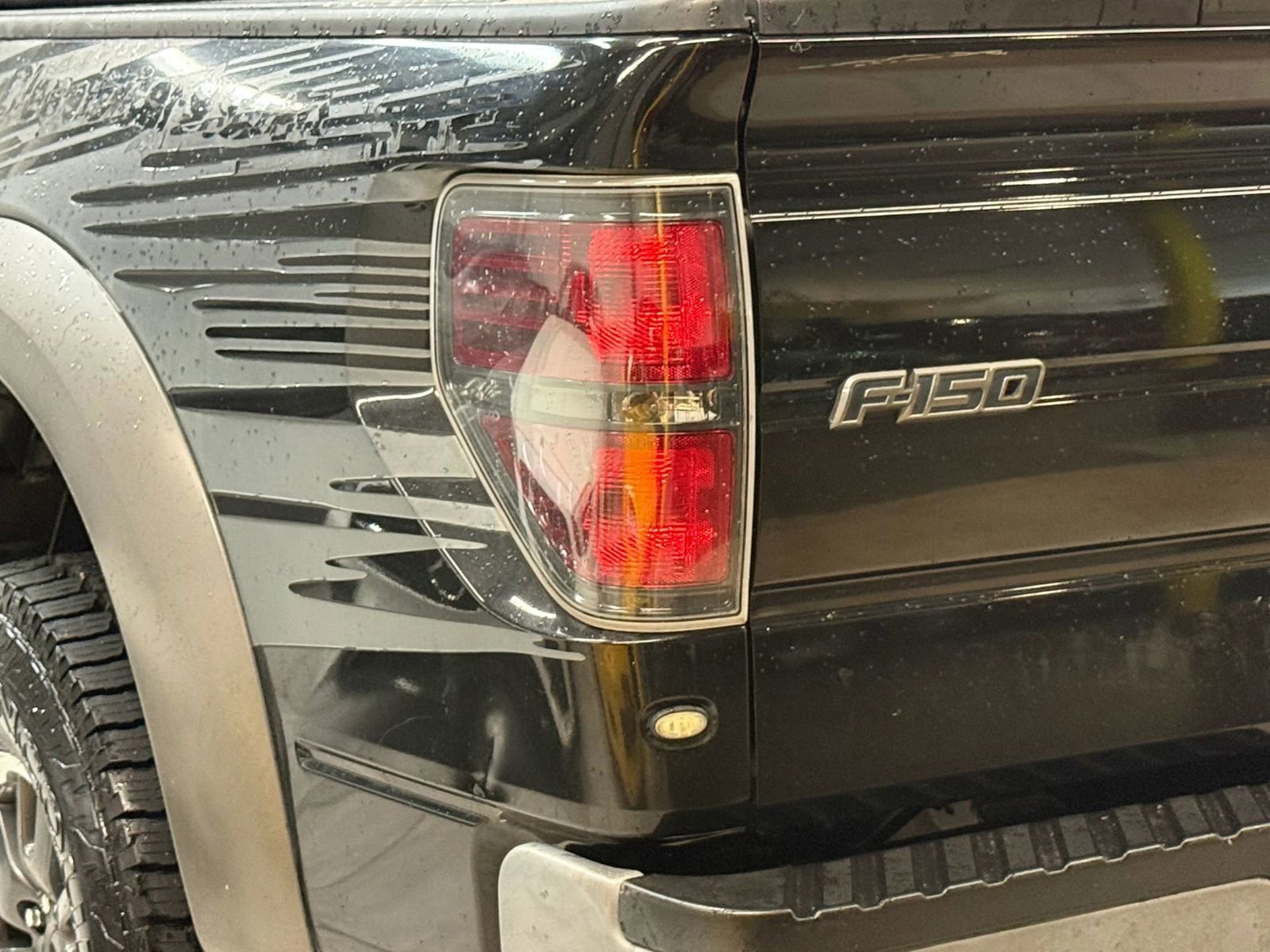 Used 2010 Ford F150 Raptor AWD/4WD image 12