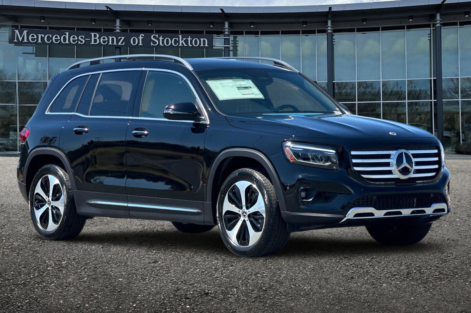 New 2025 Mercedes-Benz GLB 250 250 image 1