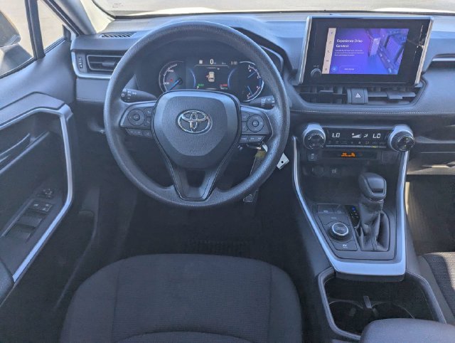 Certified 2025 Toyota RAV4 LE AWD/4WD image 15