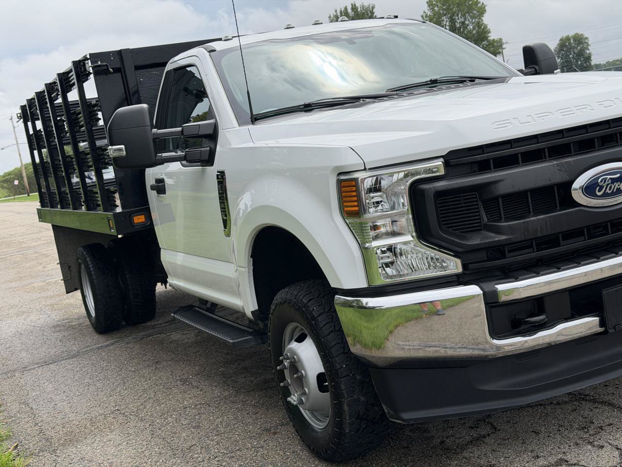 Used 2022 Ford F350 XL w/ Power Equipment Group AWD/4WD image 40