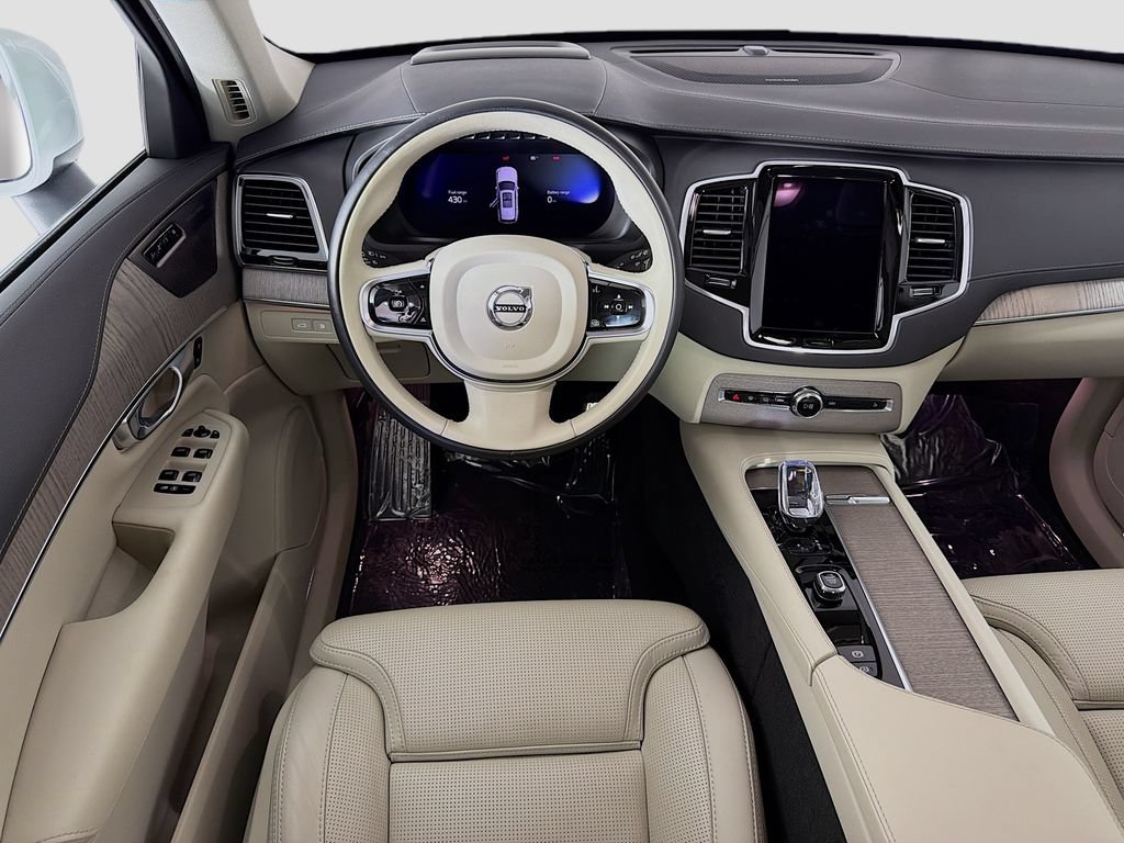 Used 2024 Volvo XC90 T8 Ultimate w/ Protection Package Premier AWD/4WD image 24