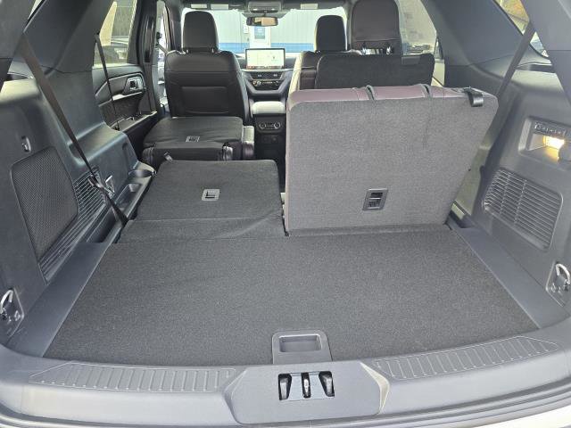 New 2026 Ford Explorer Platinum image 27