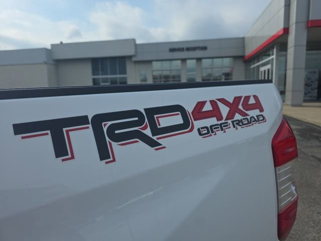 Used 2021 Toyota Tundra Limited w/ Limited Premium Package image 6