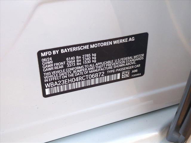 Certified 2024 BMW 740i w/ Premium Package 2 image 25