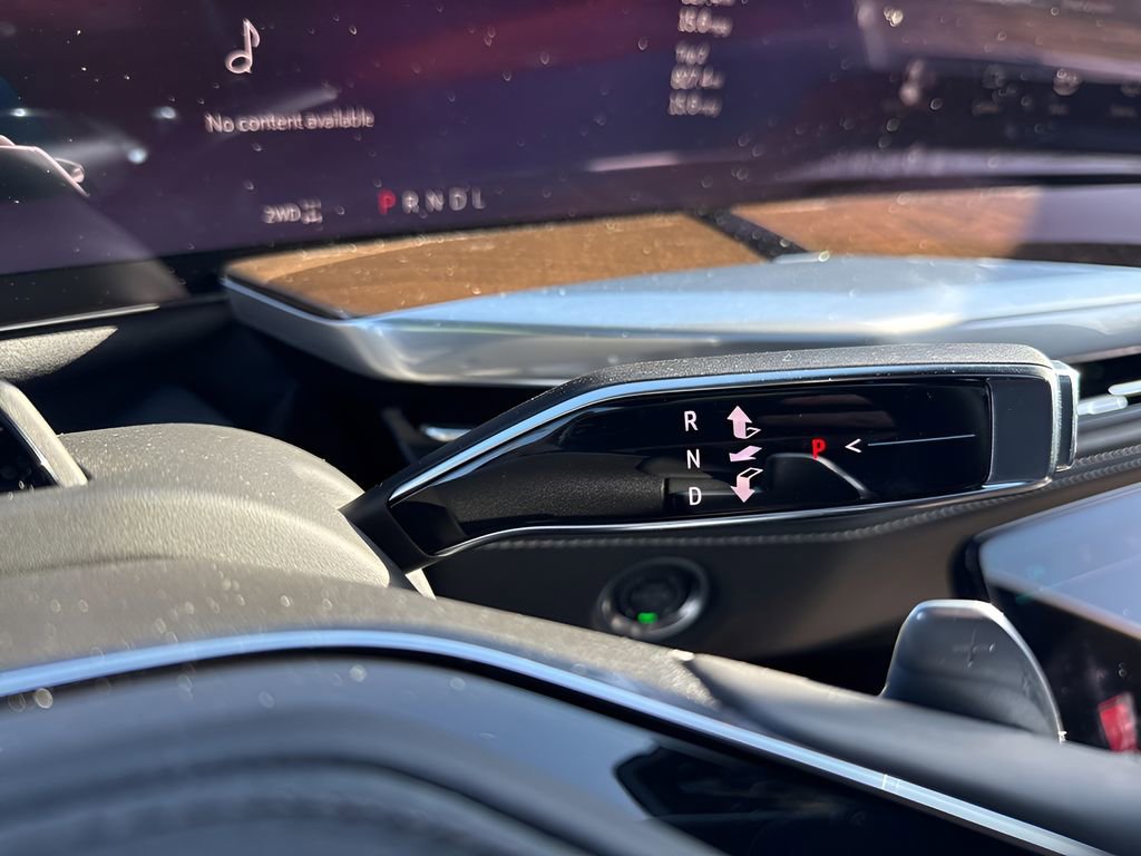 Used 2025 Cadillac Escalade Sport Platinum image 41