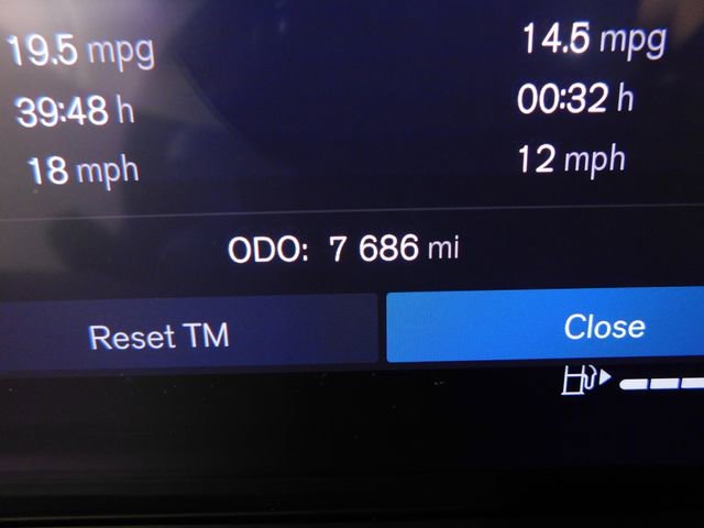 Used 2025 Volvo XC90 B6 Ultra w/ Protection Package Premier image 28