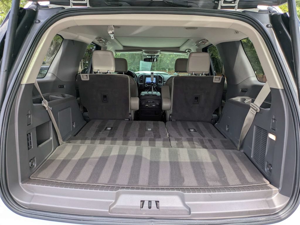 Used 2021 Ford Expedition Limited RWD image 13