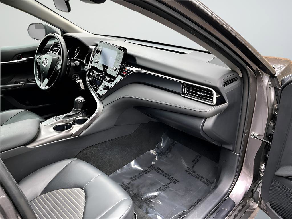 Used 2023 Toyota Camry SE image 28