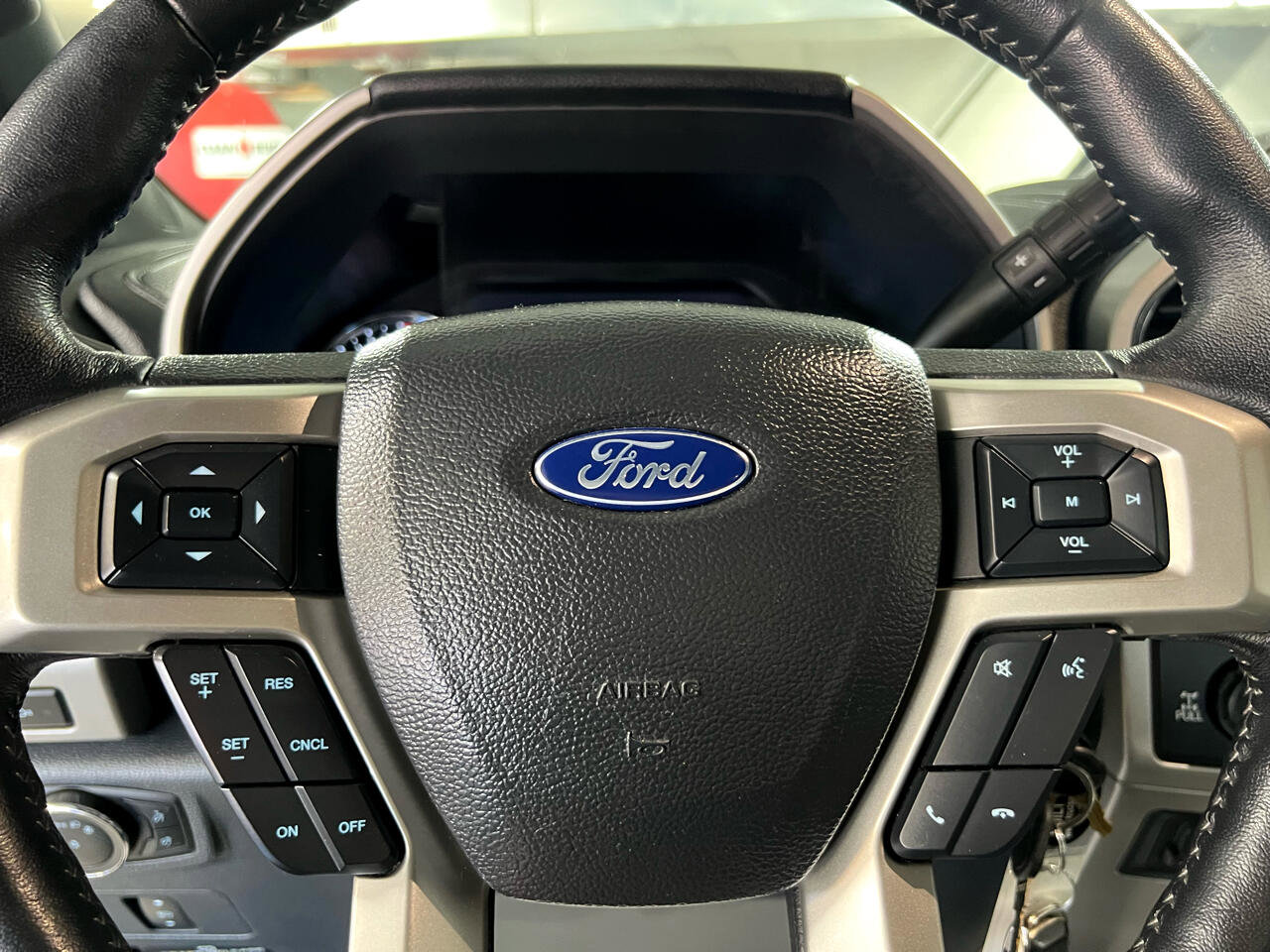 Used 2022 Ford F250 Lariat image 25