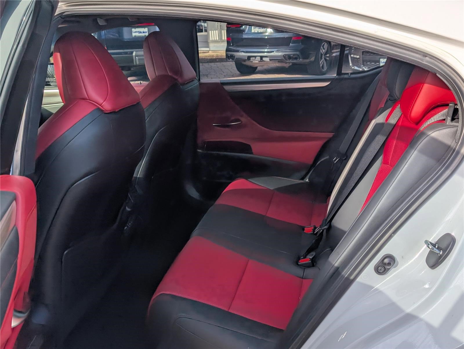 Used 2024 Lexus ES 350 F Sport image 16