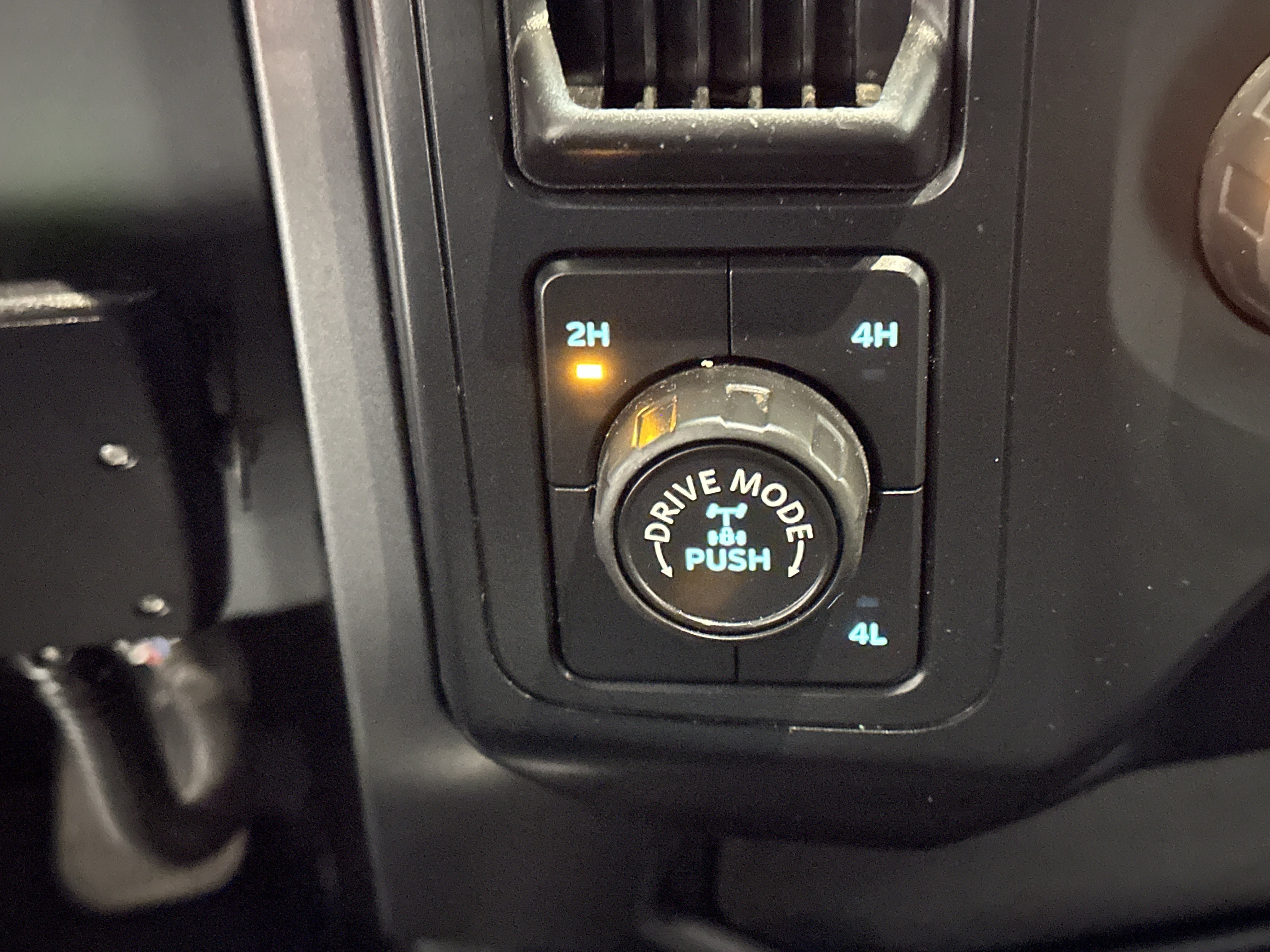 Used 2022 Ford F150 XLT image 35