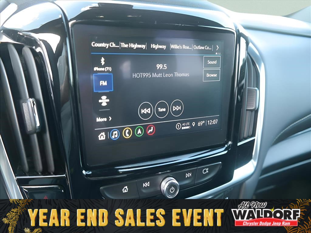 Used 2024 Chevrolet Traverse Premier w/ Redline Edition image 19
