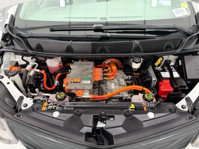 Used 2017 Chevrolet Bolt Premier w/ Driver Confidence II Package FWD image 7