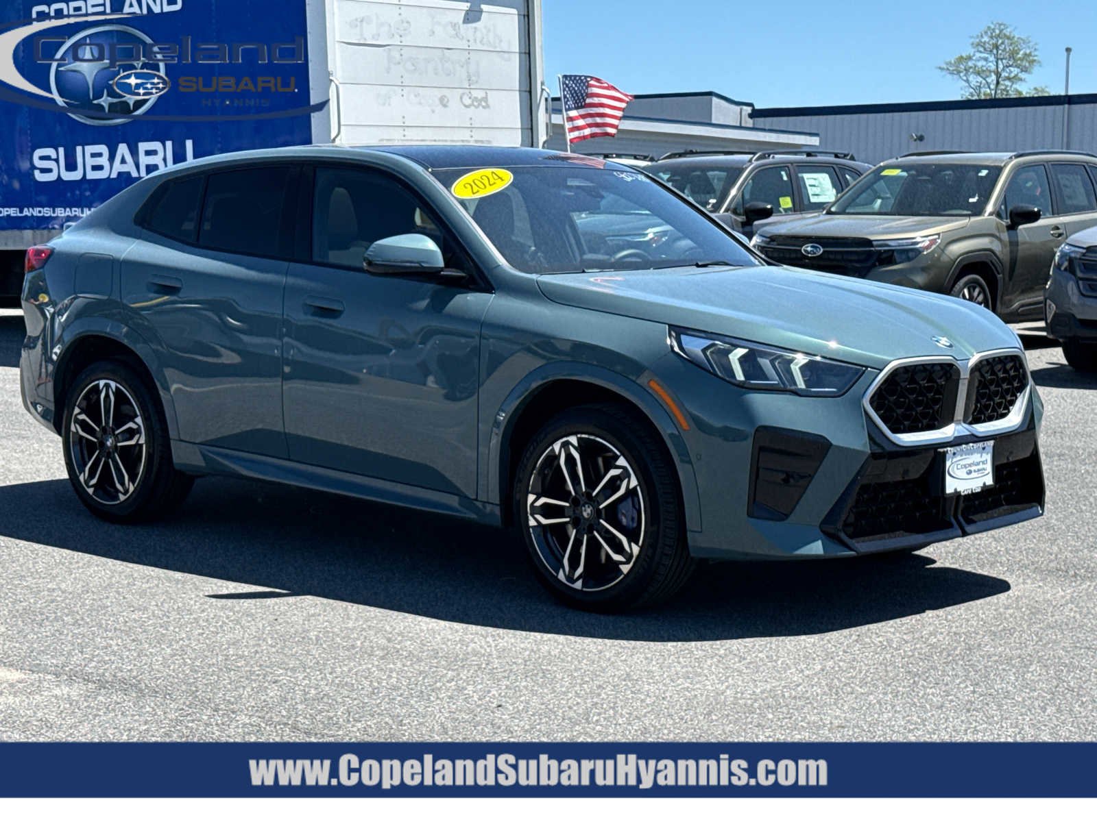 Used 2024 BMW X2 xDrive28i w/ M Sport Package AWD/4WD image 1