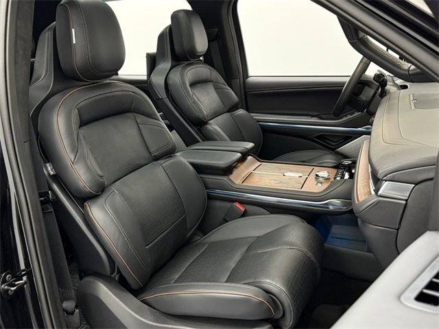New 2025 Lincoln Navigator Black Label image 28