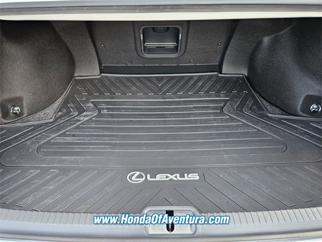 Used 2024 Lexus ES 350 w/ Premium Package image 11