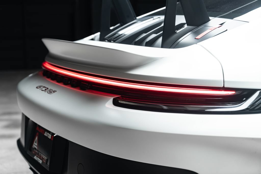 Used 2023 Porsche 911 GT3 RS w/ Weissach Package RWD image 17
