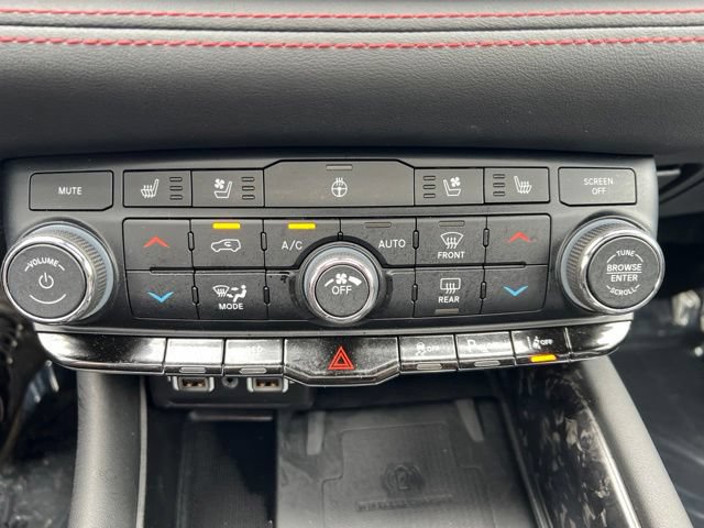 Used 2023 Dodge Durango R/T AWD/4WD image 14