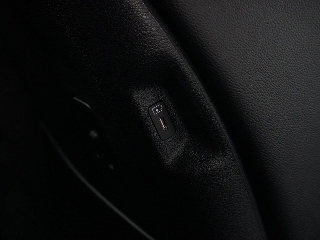 Used 2023 Kia Sportage EX image 43