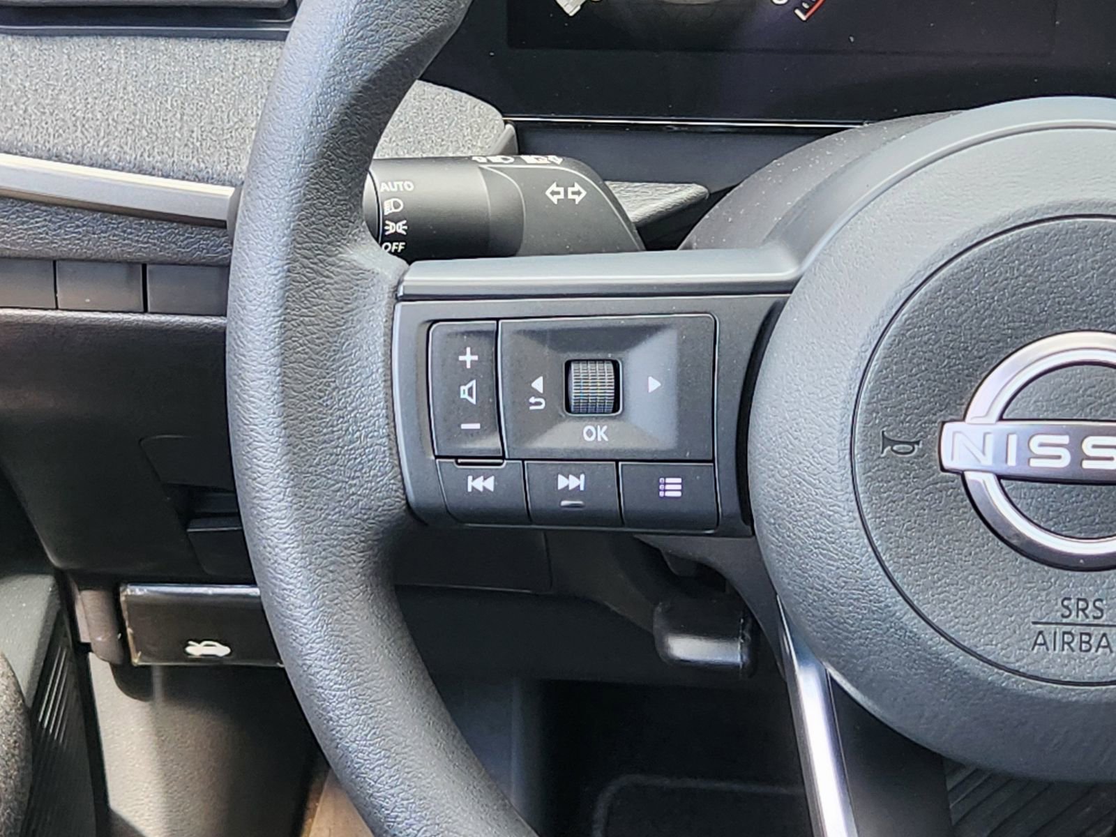 New 2026 Nissan Kicks SV image 23