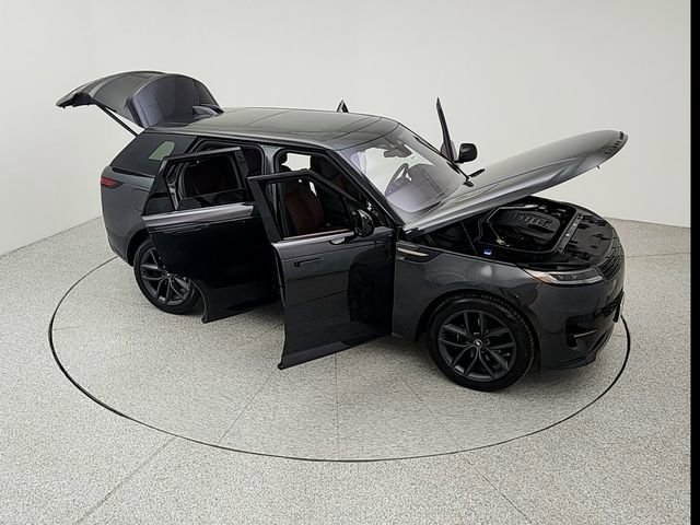 Certified 2023 Land Rover Range Rover Sport SE Dynamic image 41