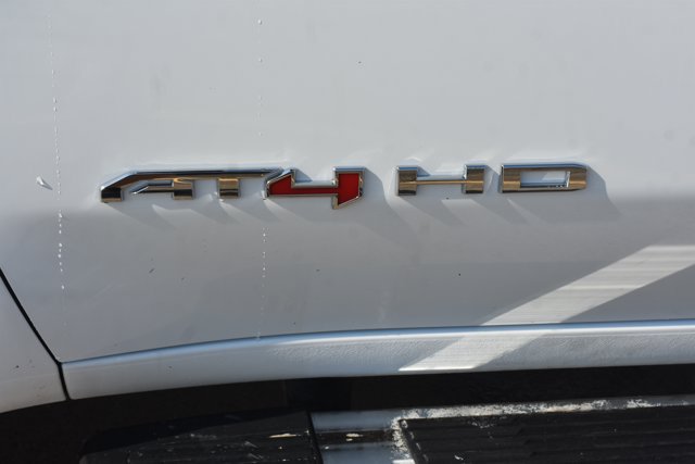 Used 2025 GMC Sierra 2500 AT4 AWD/4WD image 12