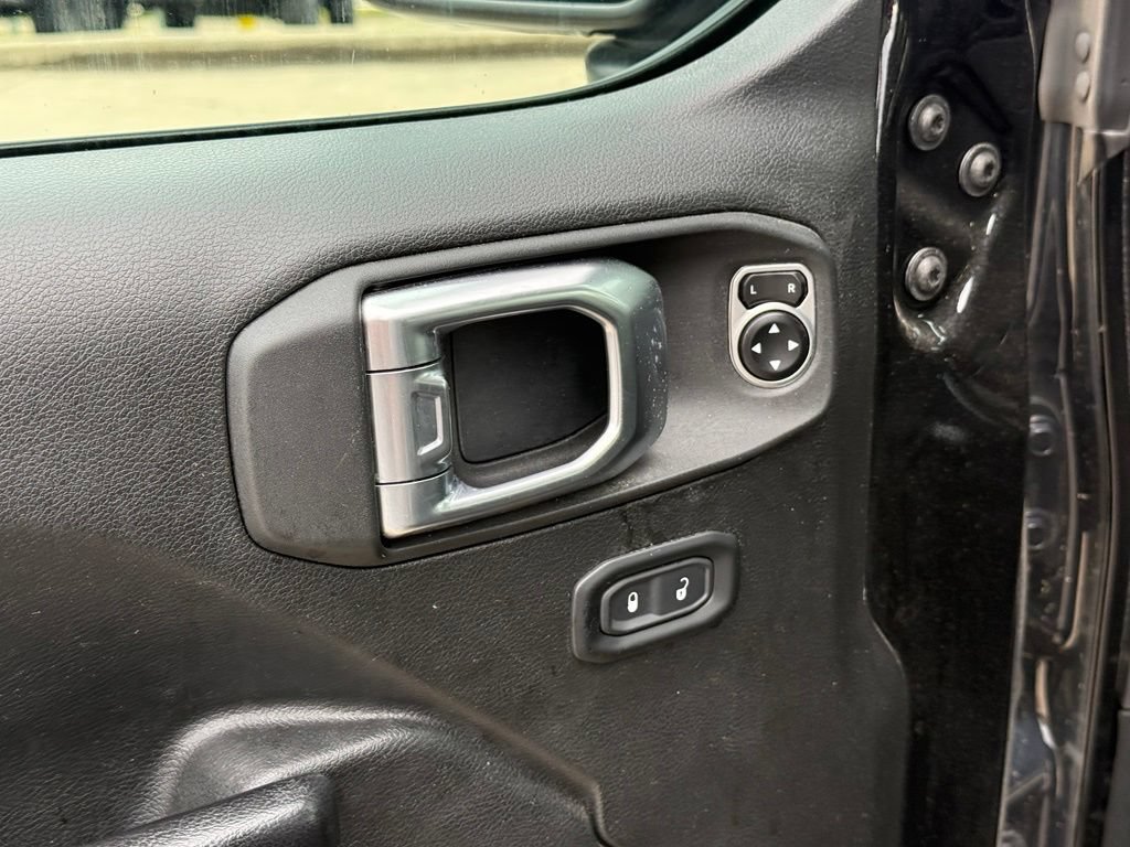 Used 2019 Jeep Wrangler Sport AWD/4WD image 11
