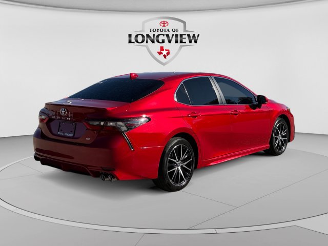 Used 2024 Toyota Camry SE FWD image 5